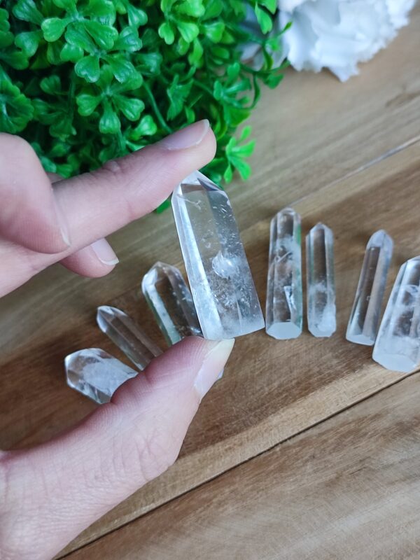 Cristal de roche en pointes - Madagascar – Image 2