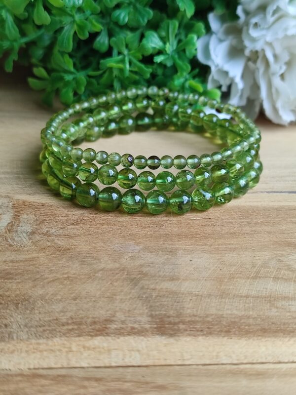 bracelets-peridot-4mm-6mm-8mm