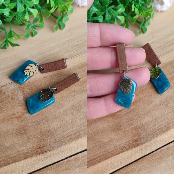 Boucles d'oreilles en bois de noyer et apatite bleue – Image 2