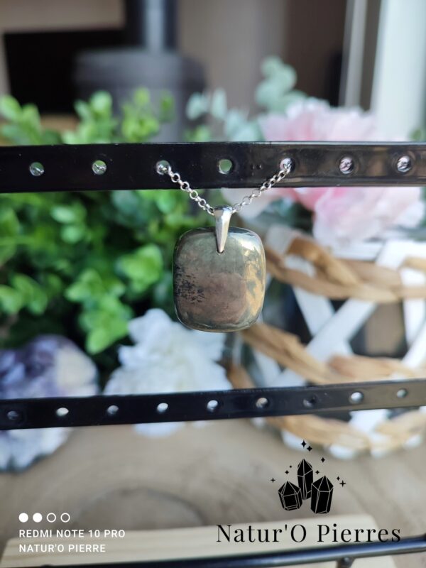 pendentif-carre-pyrite-argent