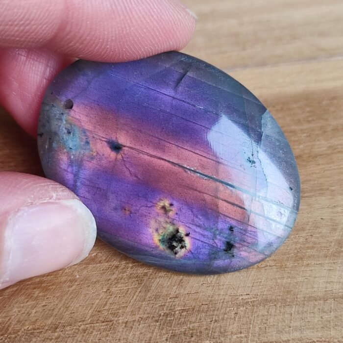 Pendentif en labradorite bleue ou violette - Pierre plate ovale
