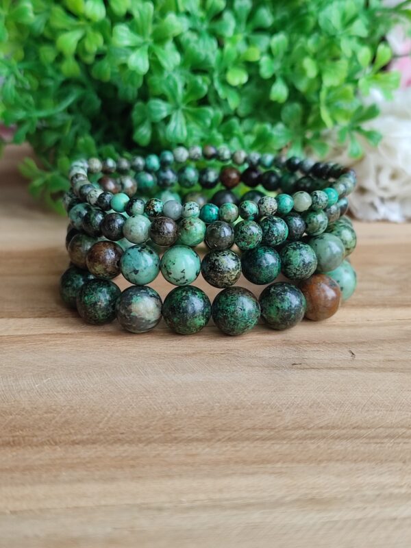 Bracelets en jaspe "turquoise" d'Afrique