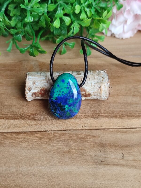 pendentif-azurite-pierre-percee