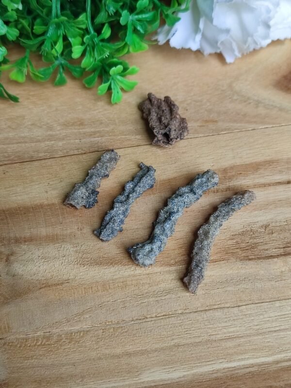 ⚡ Fulgurite – Pierre de Foudre Naturelle