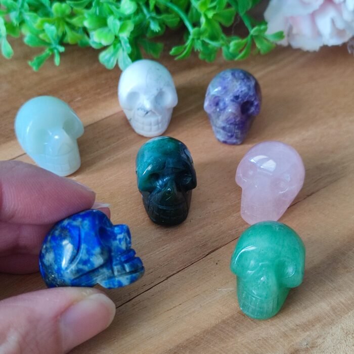 [LOT LIQUIDATION] Mix de 7 Crânes en Pierres Naturelles (20 mm) 💀✨
